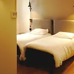 Ibis Centre Grand Place 3* ليل