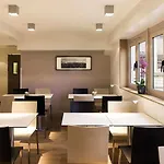 Hotel Ibis Centre Grand Place 3*