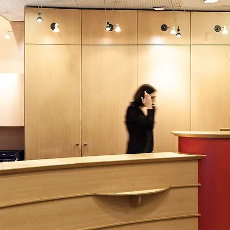 Ibis Centre Grand Place מלון 3*
