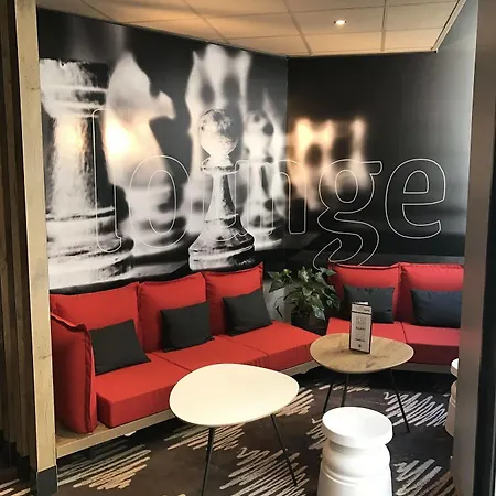 Ibis Centre Grand Place מלון 3*