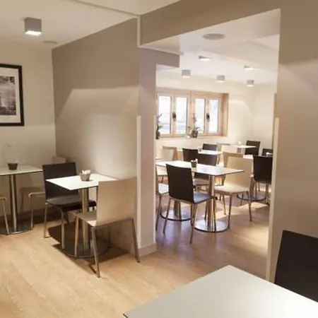 מלון Ibis Centre Grand Place 3*