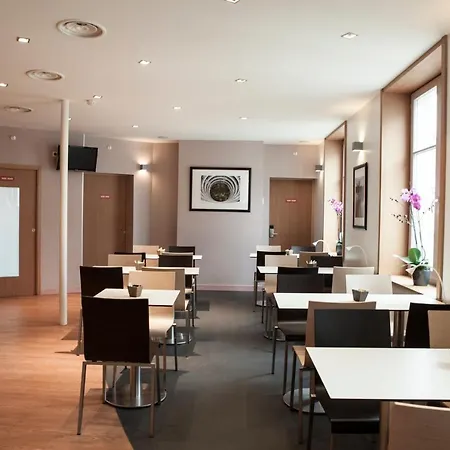 Ibis Centre Grand Place ホテル 3*