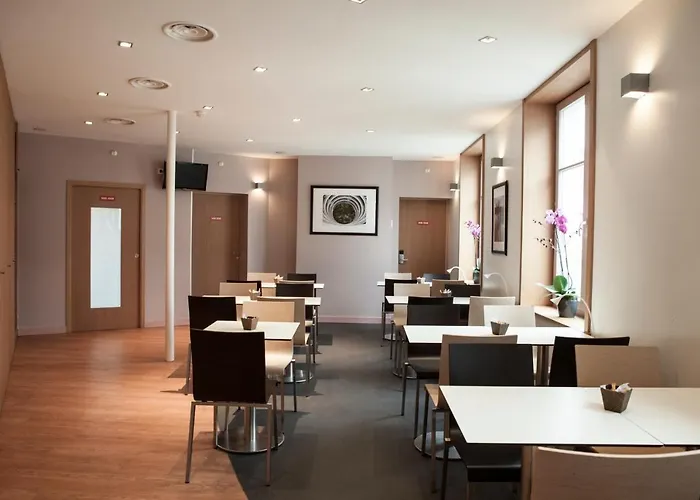 Ibis Centre Grand Place Hotel 3*